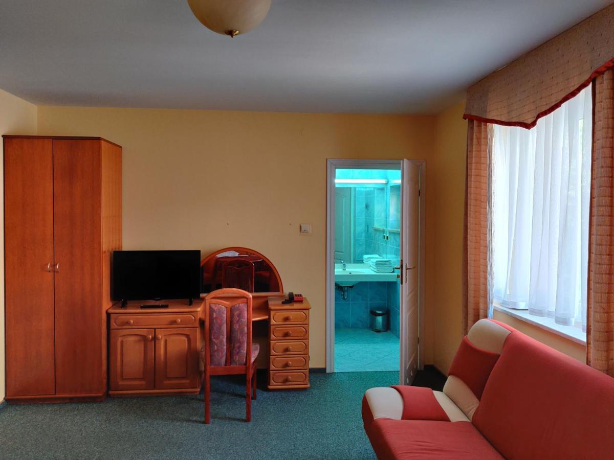 Hotel Zulawy Elbląg Extérieur photo